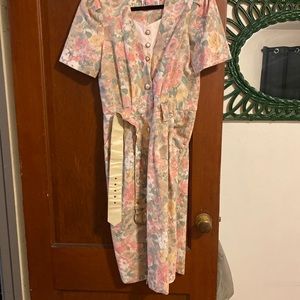 Vintage dress size 10
